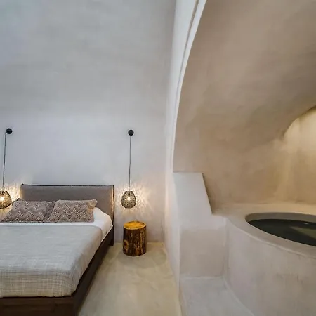 Phaos 1870, A Restored Winery Hotel