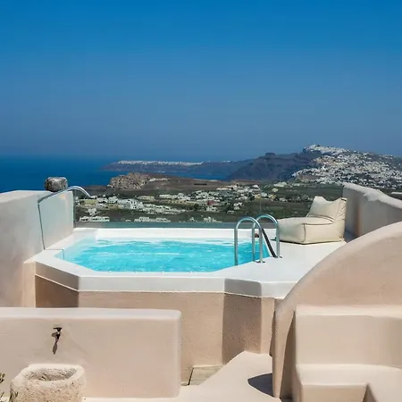 Phaos 1870, A Restored Winery Hotel